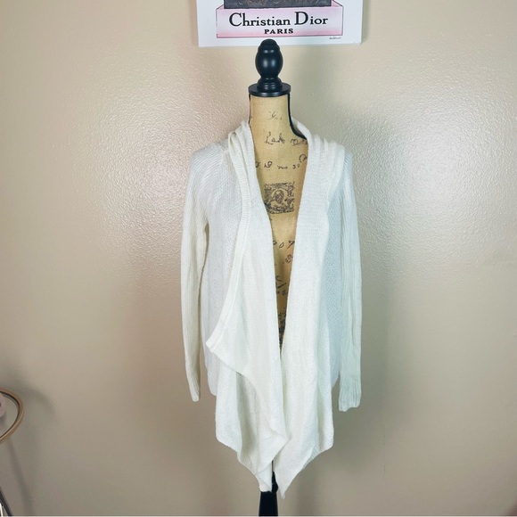 Abercrombie & Fitch Sweaters - Abercrombie & Fitch Comfortable Warm Cardigan Hoodie Medium Sweater Jacket Woman